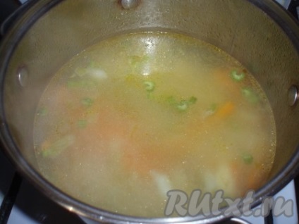 Supa cu broccoli, cartofi și roșii - rețetă cu fotografie