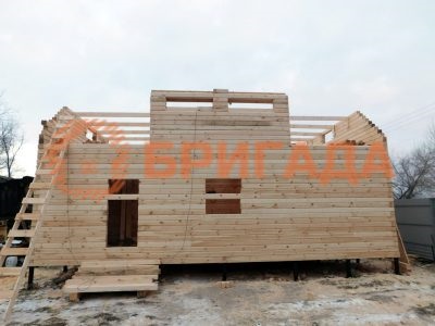 Județul Taldomsky - construcția de case din lemn dintr-un fascicul pe bază de turn, Moscova