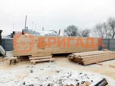 Județul Taldomsky - construcția de case din lemn dintr-un fascicul pe bază de turn, Moscova