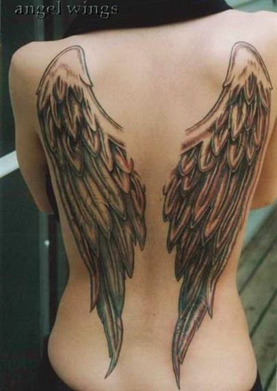 Tatuaje cu aripi pe spate, 15 tatuaje, 43 de schițe și fotografii