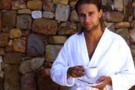 Aflați cât de utilă cafea naturală pentru bărbați!