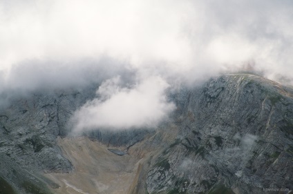 În decursul weekendului, cu ascensiunea către oshten