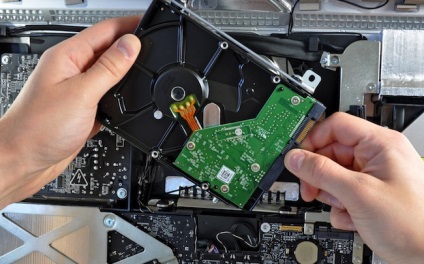 Înlocuirea hard disk-ului într-o versiune de 21 