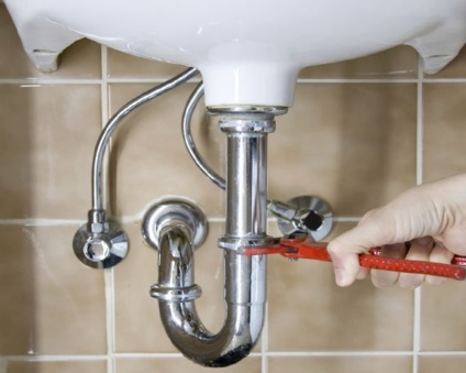 Mirosul de canalizare în baie ce cauze și cum să elimine