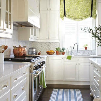 Imagini cu perdele verde cu idei pentru camera de zi, dormitor și bucătărie