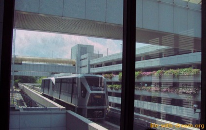 Aeroportul Singapore - cel mai inima aeroport din lume, viata blogului cu un vis!