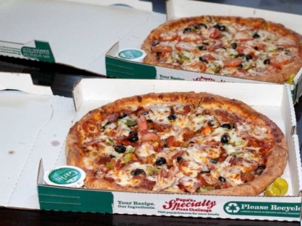 Pizza americană comandată pentru 10.000 de bete în 2010