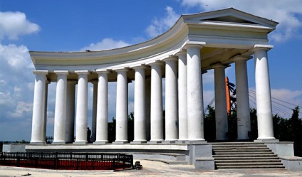 Belvedere Colonnade of Vorontsov Palace din Odessa (Ucraina), căutare și rezervarea de pants hoteluri în Odessa