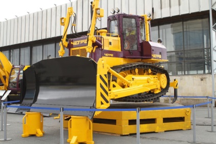 Buldozer T-11 specificatii, preturi