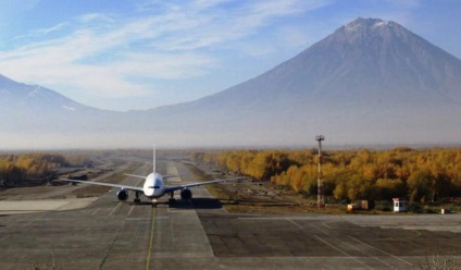 Elizovo - aeroport internațional (Kamchatka)