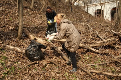 Primarul a ajutat locuitorii din suburbia Kaluga să scape de blocaje