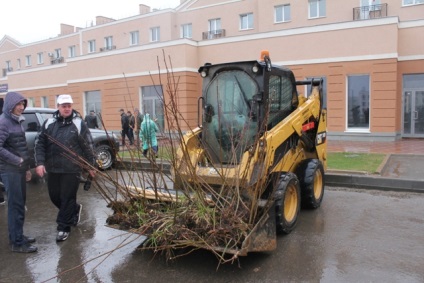 Primarul a ajutat locuitorii din suburbia Kaluga să scape de blocaje