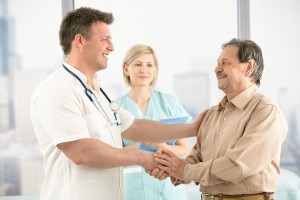 Accident vascular cerebral de tratament cerebral, simptome și de prevenire la adulți și copii