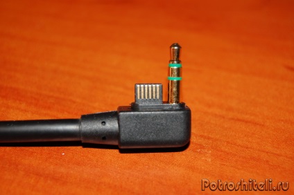 Cablu pentru conectarea telefonului Sony la TV - cablu
