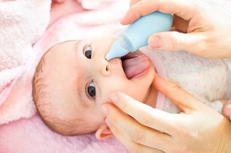 Cum să curățați nasul unui nou-născut - eliminați corect mușchiul