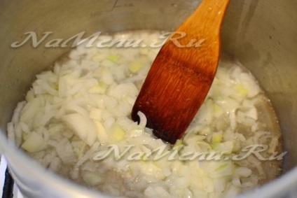 Cum să gătești o salată de hamburger de casă acasă