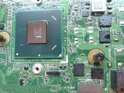 Cum se schimbă chipset-ul și alte chips-uri în laptop?