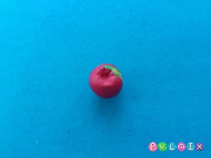 Cum se formează un măr din plasticină în etape