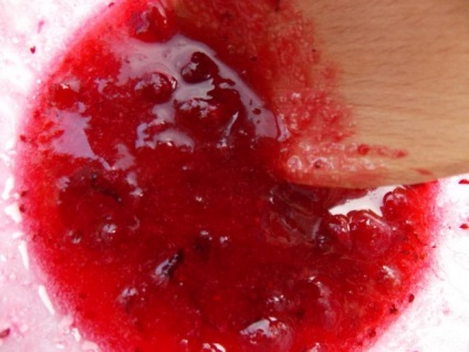 Cranberries, șterse cu zahăr