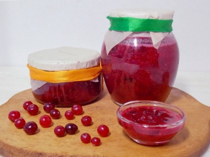 Cranberries, șterse cu zahăr