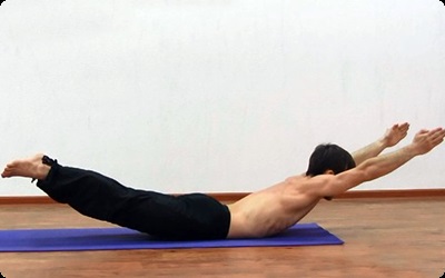 Makarasana, lumea yoga