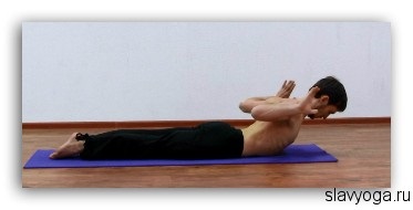 Makarasana (postura de crocodil), yoga, slavyoga