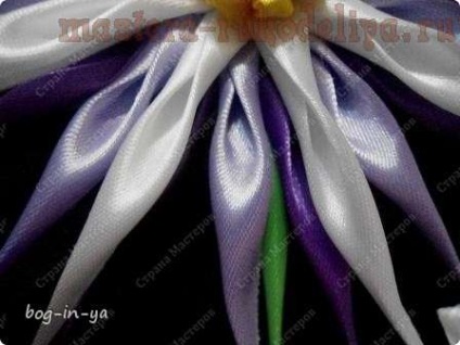 Clasă de masterat pe floarea Kanzash cu petale subțiri