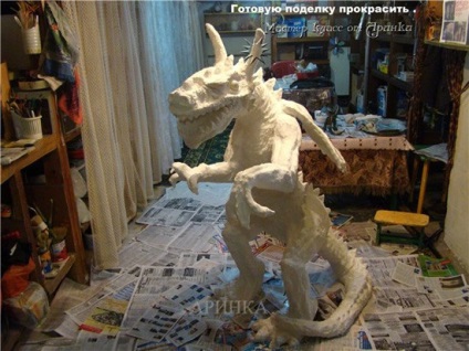 Sculptura de clasa sculptura de la montarea spumei - dragon si iguana