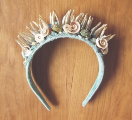 Cadran cu coroana (46 poze) modele Kanzashi pentru fete, cadran din foyamiran sau din pâslă cu coroană