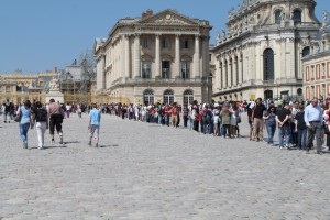 Raportați o excursie la Versailles, călătorie independentă