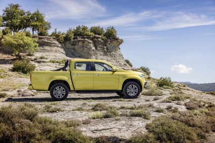 Pick-up Mercedes-Benz X-class din 2017 - fotografie, specificații