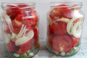 Salată de tomate pentru iarnă în bănci rețete pas cu pas cu fotografii și clipuri video
