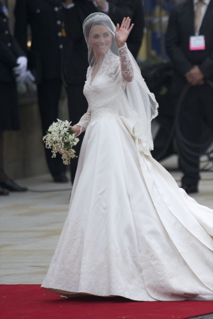 Cele mai luxoase și mai scumpe rochii de mireasă, Michael Douglas și Catherine Zeta Jones, fotografia 19