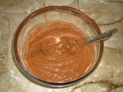 Tort de ciocolată cu prune
