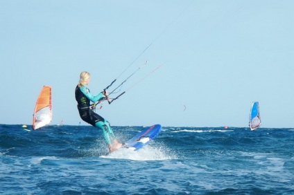 Cariera sportivă a kitesurfer-ului este formată din Kalinin