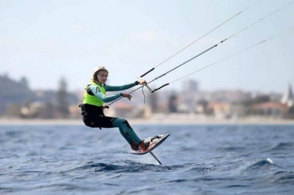 Cariera sportivă a kitesurfer-ului este formată din Kalinin