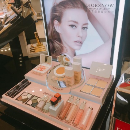 Dieta de primăvară cu ediție limitată dior pentru Asia diorsnow makeup collection 2017 de recenzii