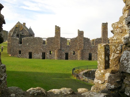 Castelul Dunnottar din Scoția, povestea unei legende