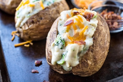 12 Moduri de a coace cartofii astfel încât toată lumea să fie uimită