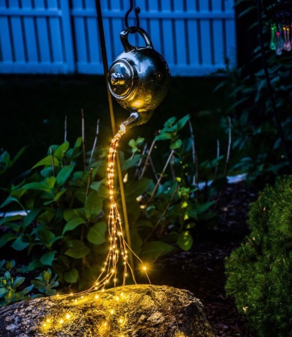 18 Exemple uimitoare de iluminare în grădină și curte