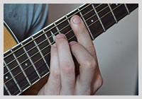 Accord GM (G-minor) pe chitara de degete, cum să punem