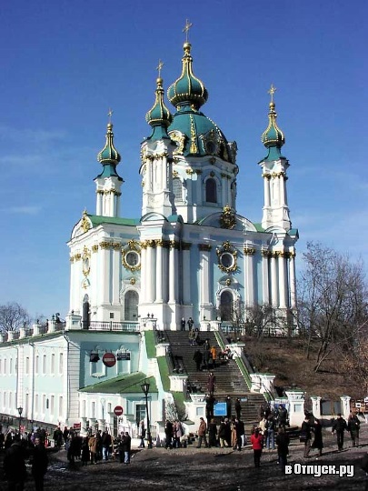 Descrierea și fotografia bisericii Sf. Andrei