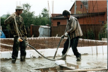 Betonozása különböző módszerek, szabályozásnak (szabályok) Betonozás a különböző módszerek, szabályok megállapításáról