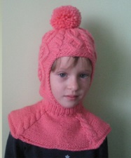 Pălării de copii, eșarfe și mănuși cu ace de tricotat sau croșetat