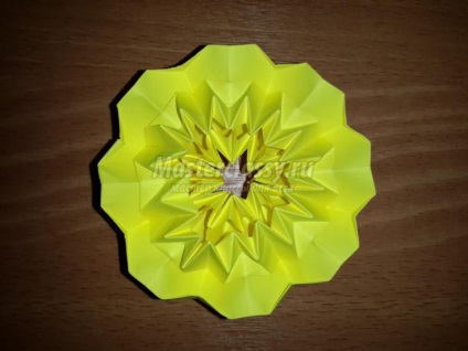 A dinamikus modellek origami (origami hack metamorfózis) Dinamikus origami modellek