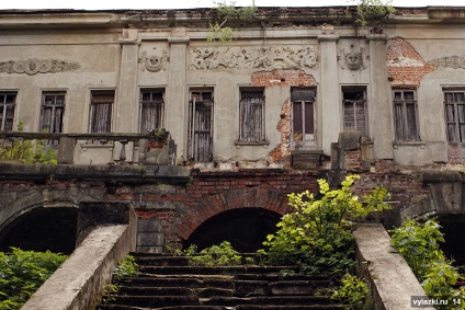 Două Pushcha și Polenovo