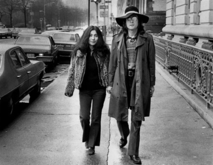 John Lennon și Yoko sunt plăți pentru iubire