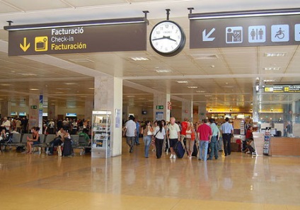 Cum se ajunge de la aeroportul din Girona la Barcelona