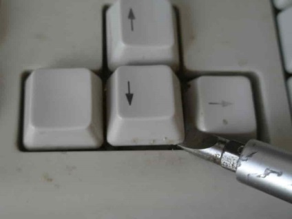 Cum se curăță tastatura, zilele lucrătoare de suport tehnic