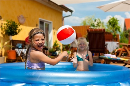 Cum de a alege o piscină pentru o reședință de vară